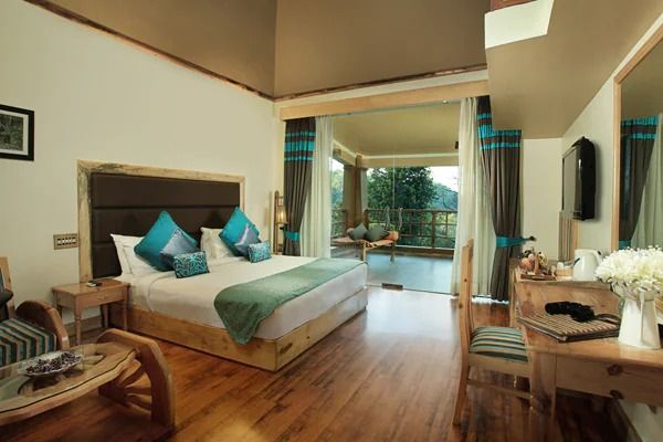 Luxury Studio (With Private Balcony and Sitting Area) 1