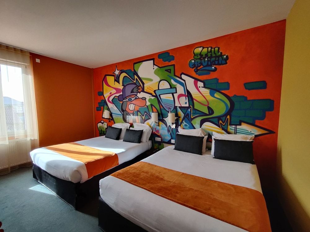 The Originals Boutique, Hôtel de l'Univers, Montluçon Family Quadruple Room, 2 Double Beds