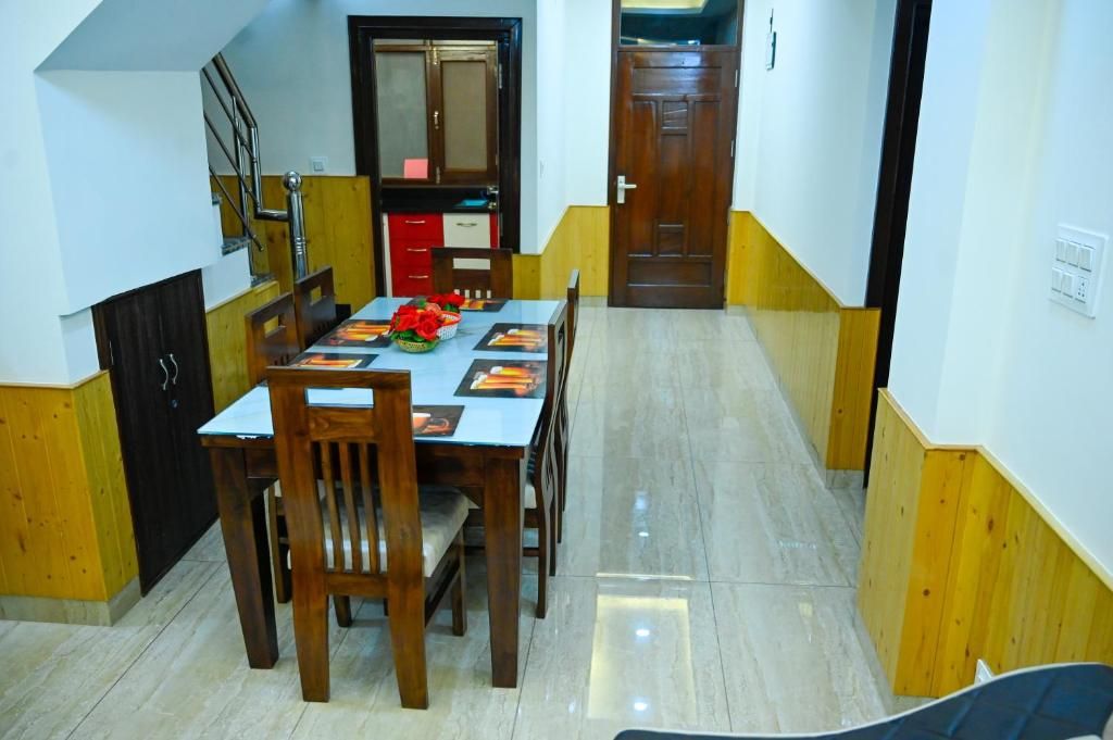 4 BHK Villa