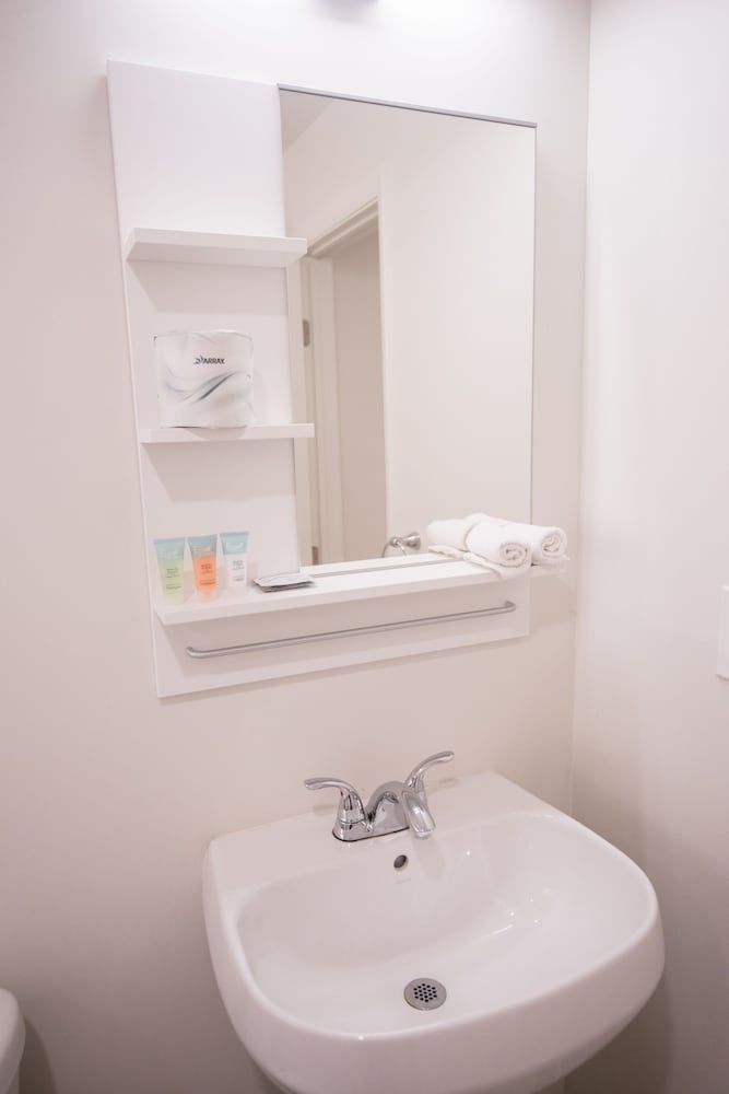 The Drift Hotel Suite, 1 King Bed 12