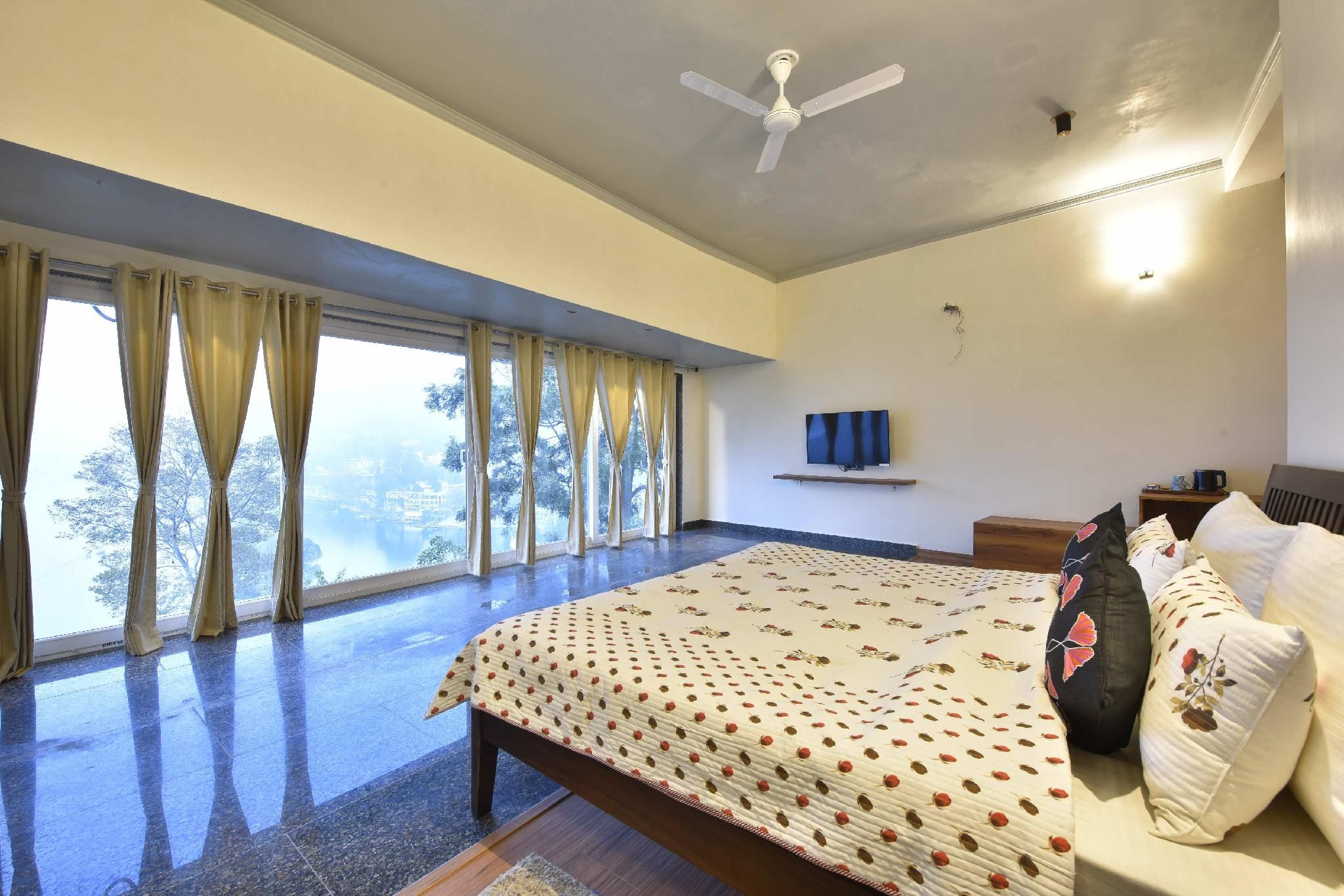 3 BHK Presidential Luxurious Penthouse