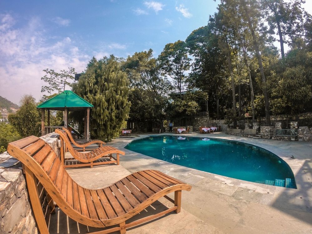 undefined Tiaraa Monolith Lake Resort 4