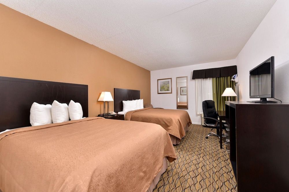 Standard Room, 2 Queen Beds, Non Smoking