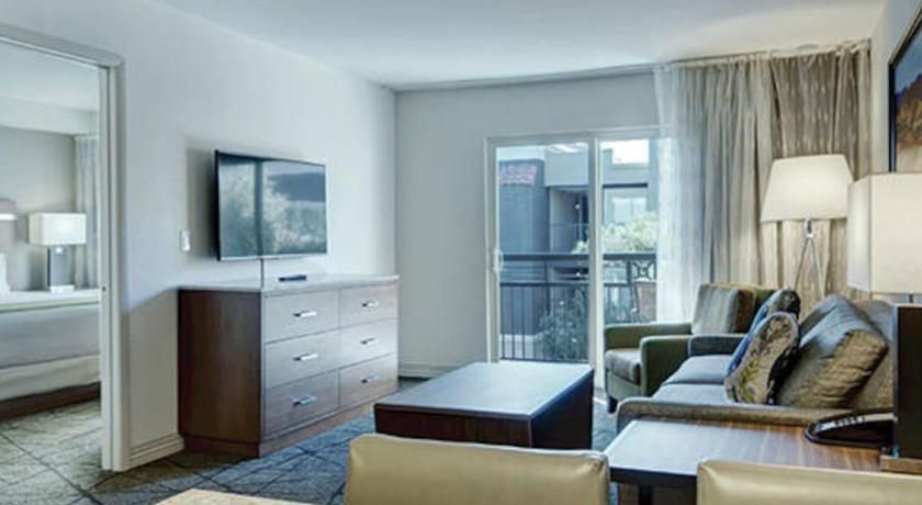 Desert Rose Resort Two-Bedroom Apartment 2