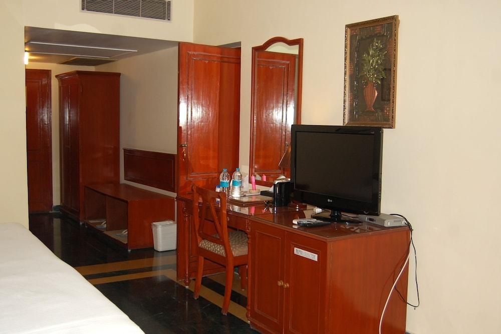 Deluxe Single Room