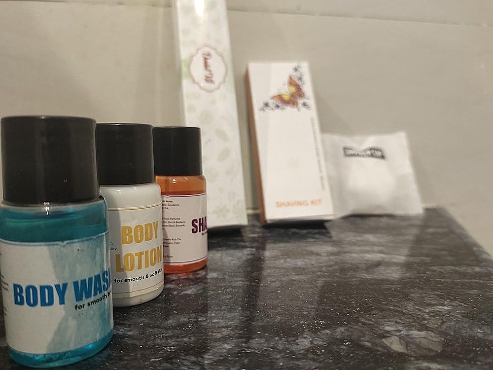 Bathroom amenities
