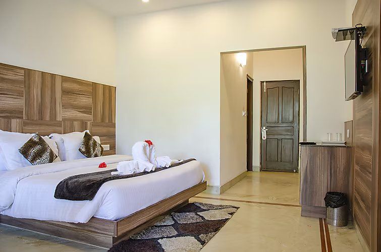 Deluxe Room (Valley View)