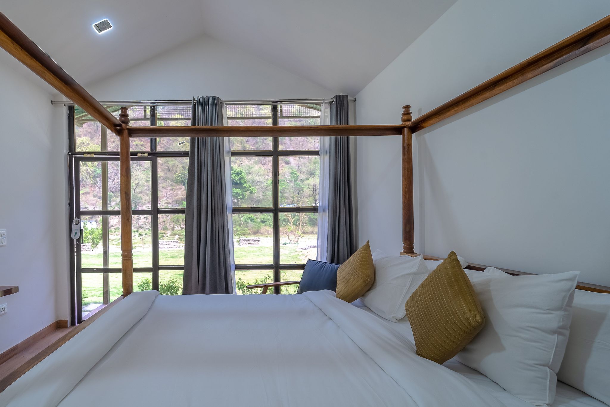 Ayali Riverside Resort by Alivaa- Rishikesh Luxury Cottage with Garden View 3