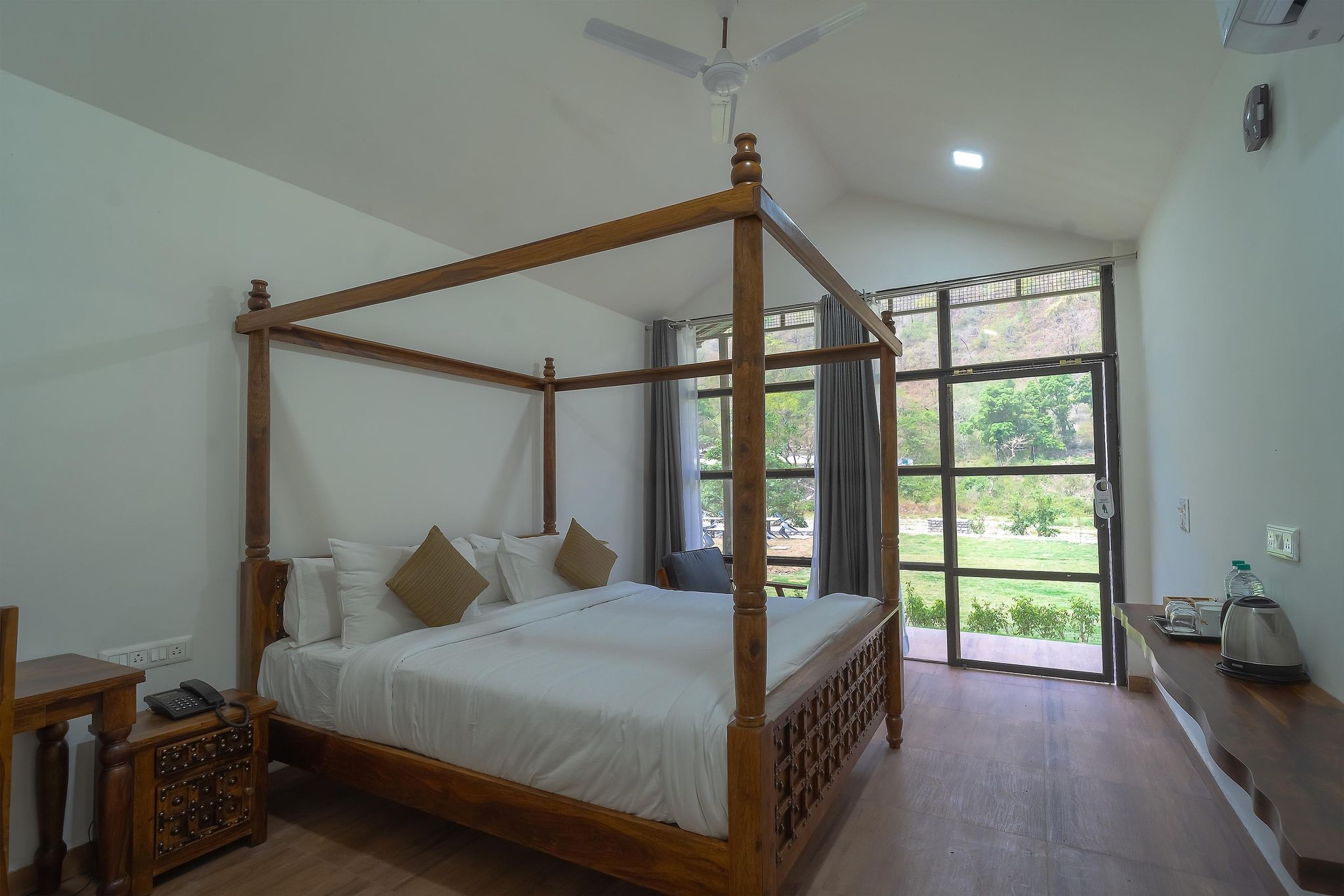Ayali Riverside Resort by Alivaa- Rishikesh Luxury Cottage with Garden View 4