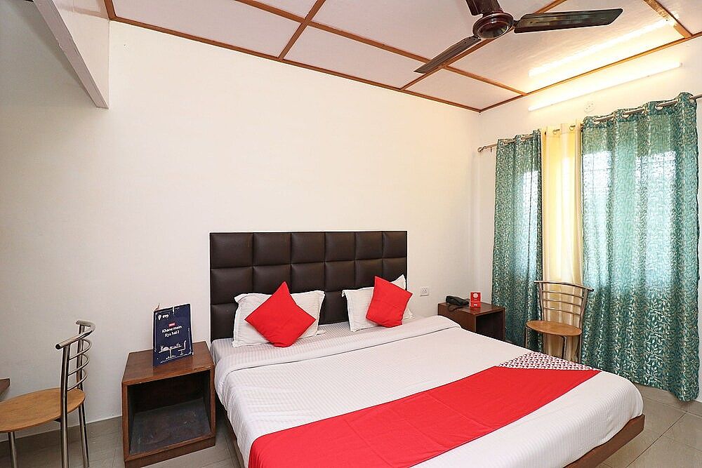 OYO 24140 Sunset View Standard Room 2