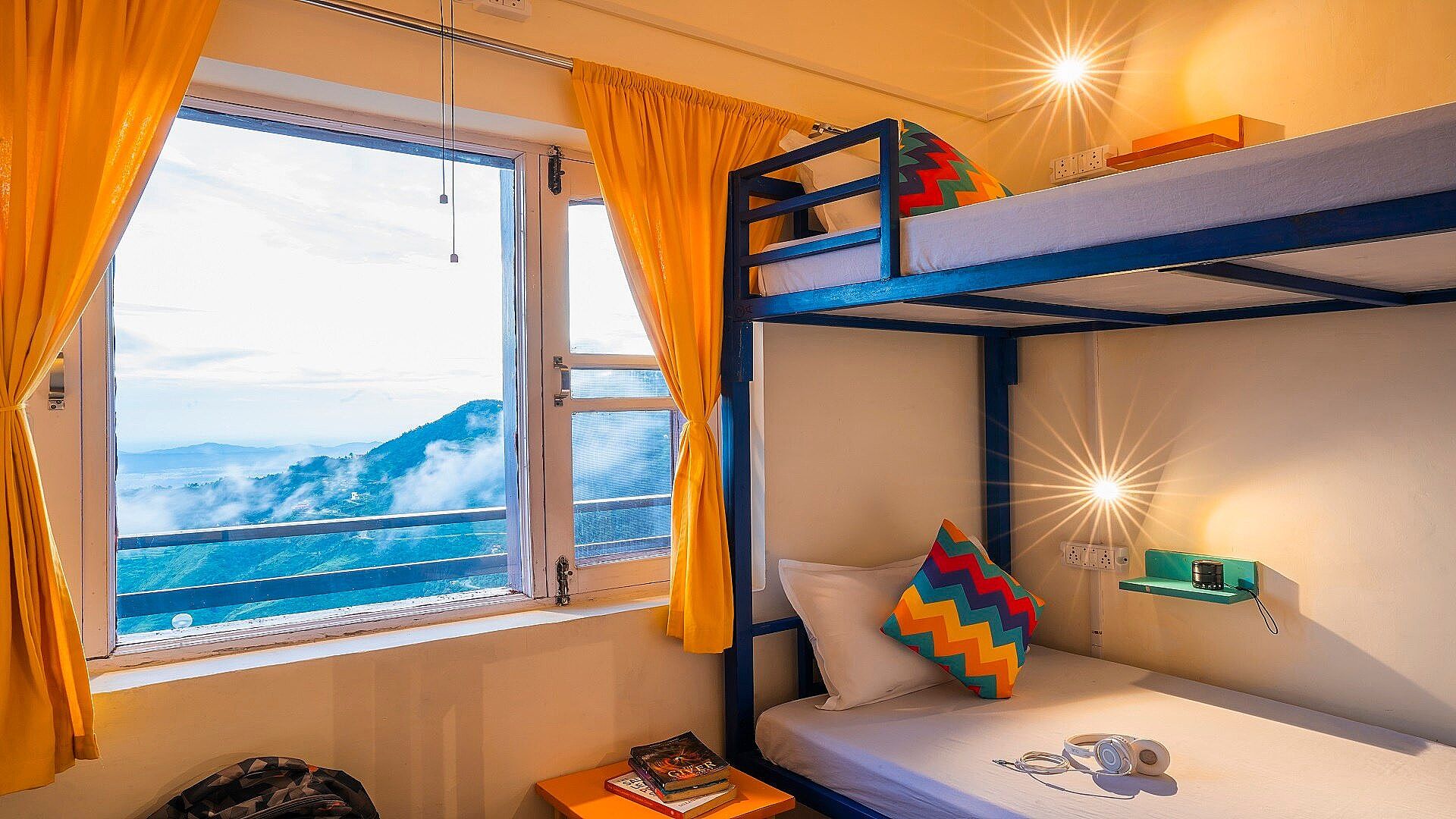 Deluxe Private Room with Ensuite Bathroom