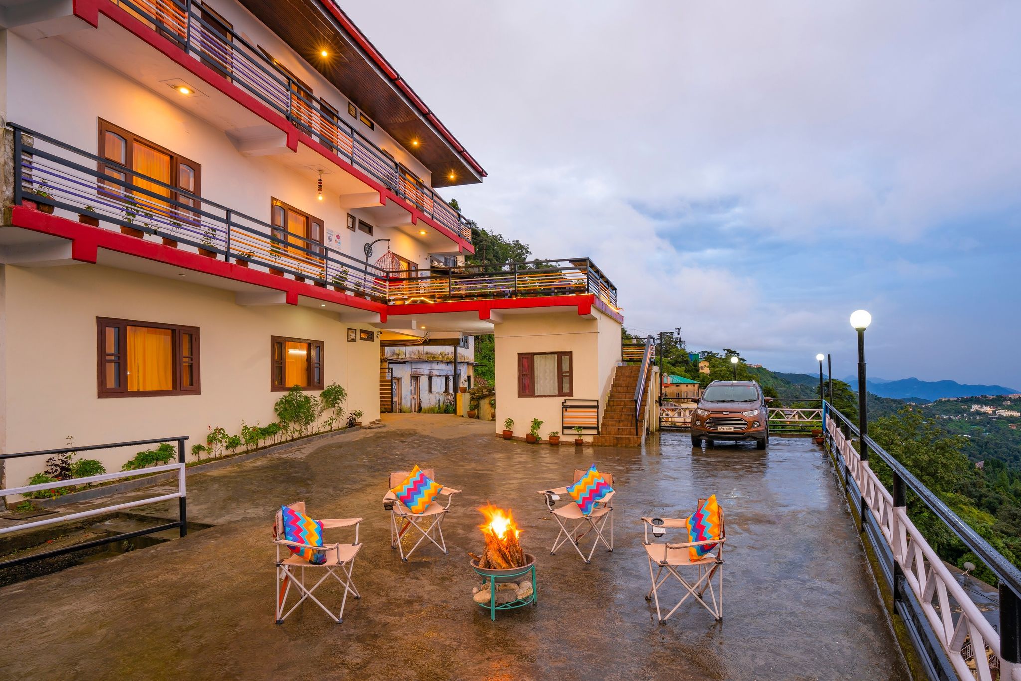 undefined goSTOPS Mussoorie Library Road 6