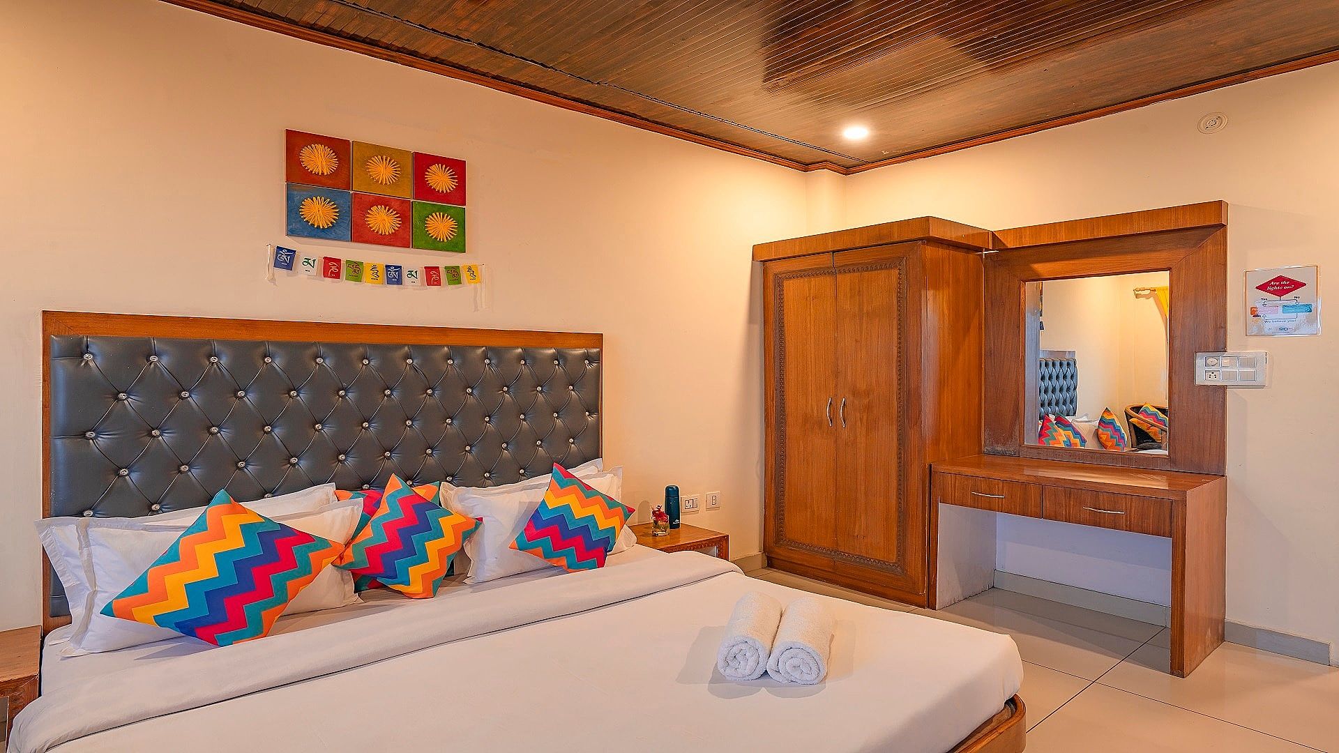 undefined goSTOPS Mussoorie Library Road 10