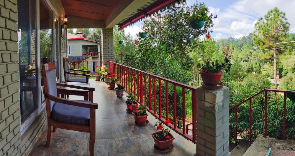 Majkhali Woods Deluxe Room 10