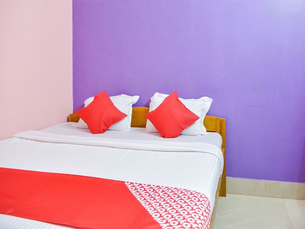 Deluxe Double AC Room