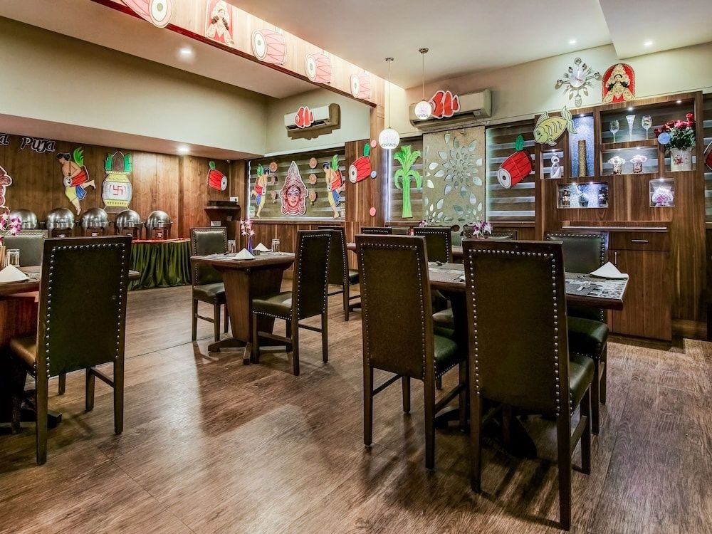 undefined Capital O 22780 Hotel Landmark 8