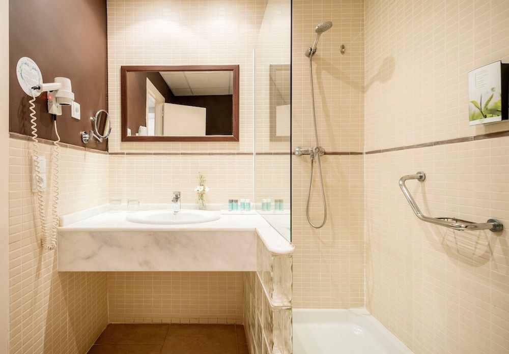 Hotel ILUNION Hacienda de Mijas Triple Room, Pool View, 3 people 7