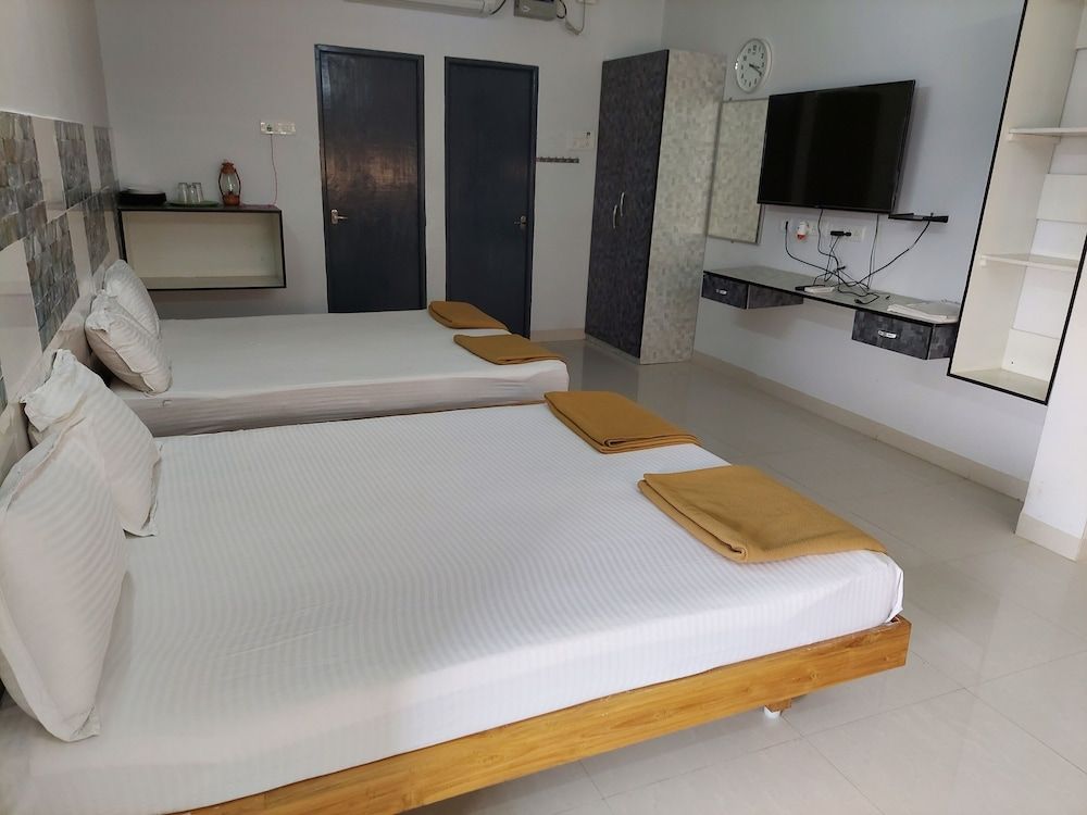 Deluxe Quadruple Room