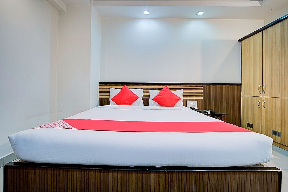 OYO 7239 Hotel Aditya Double or Twin Room