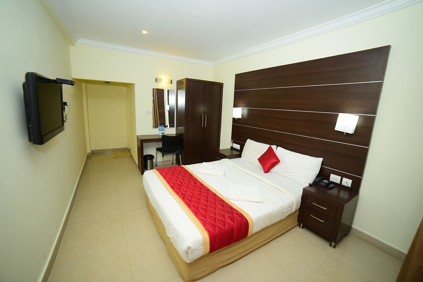 Castle International Pride (A/C) 5