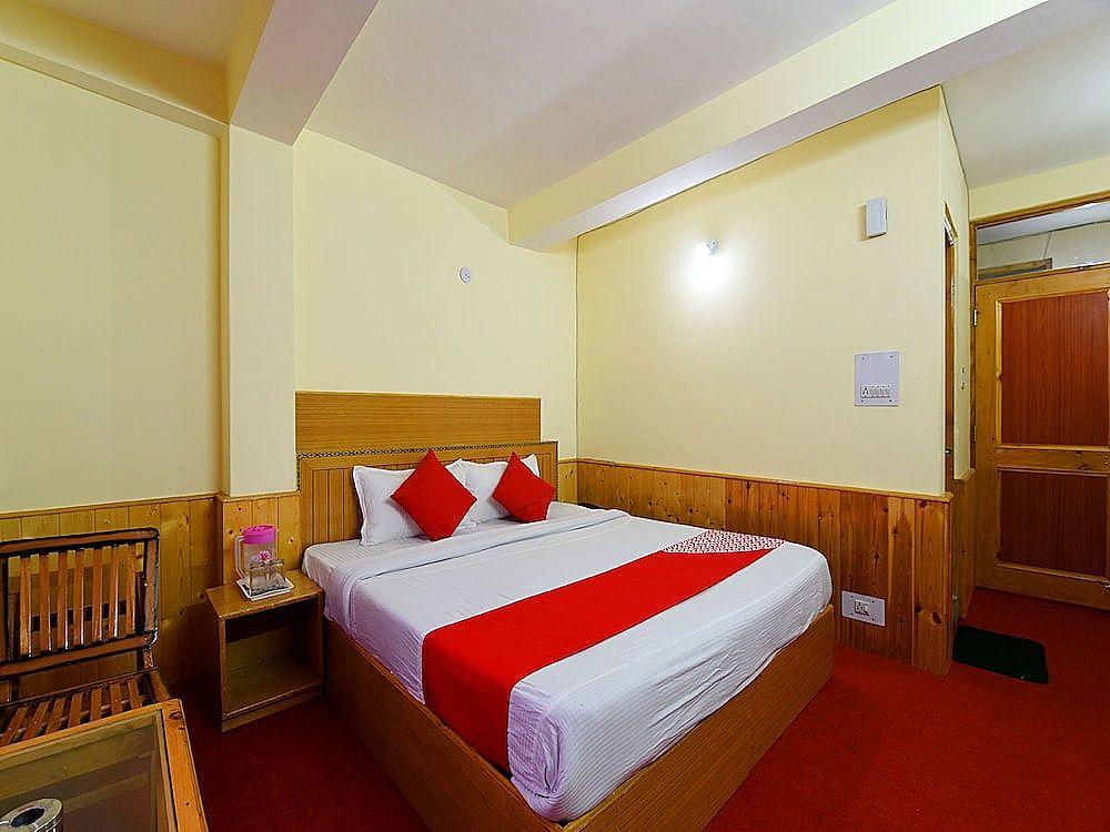 OYO 15028 Kalpana Homestay Double or Twin Room