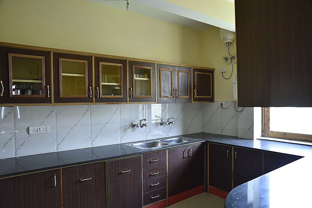 undefined OYO 10185 Hotel Venus Villa 5