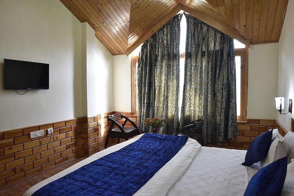OYO 10185 Hotel Venus Villa Double or Twin Room 6