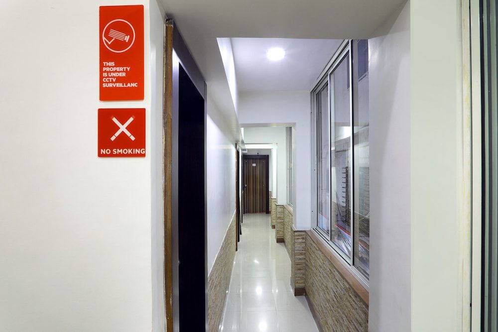 undefined OYO 12209 Hotel Anupama 2