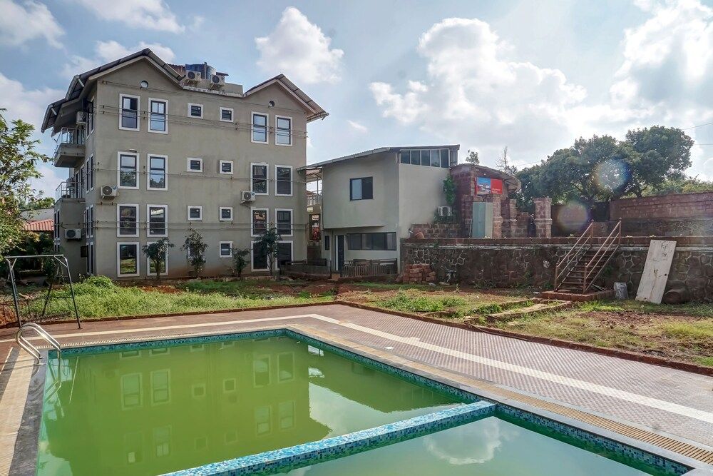 undefined OYO 11898 Hotel Vhyomaan 7