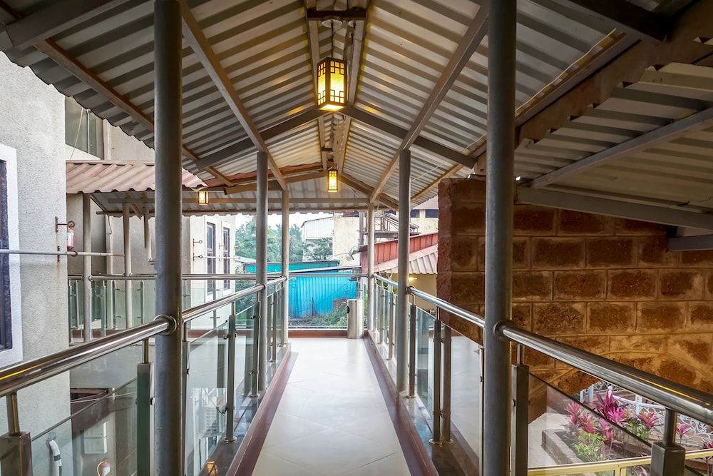 undefined OYO 11898 Hotel Vhyomaan 10