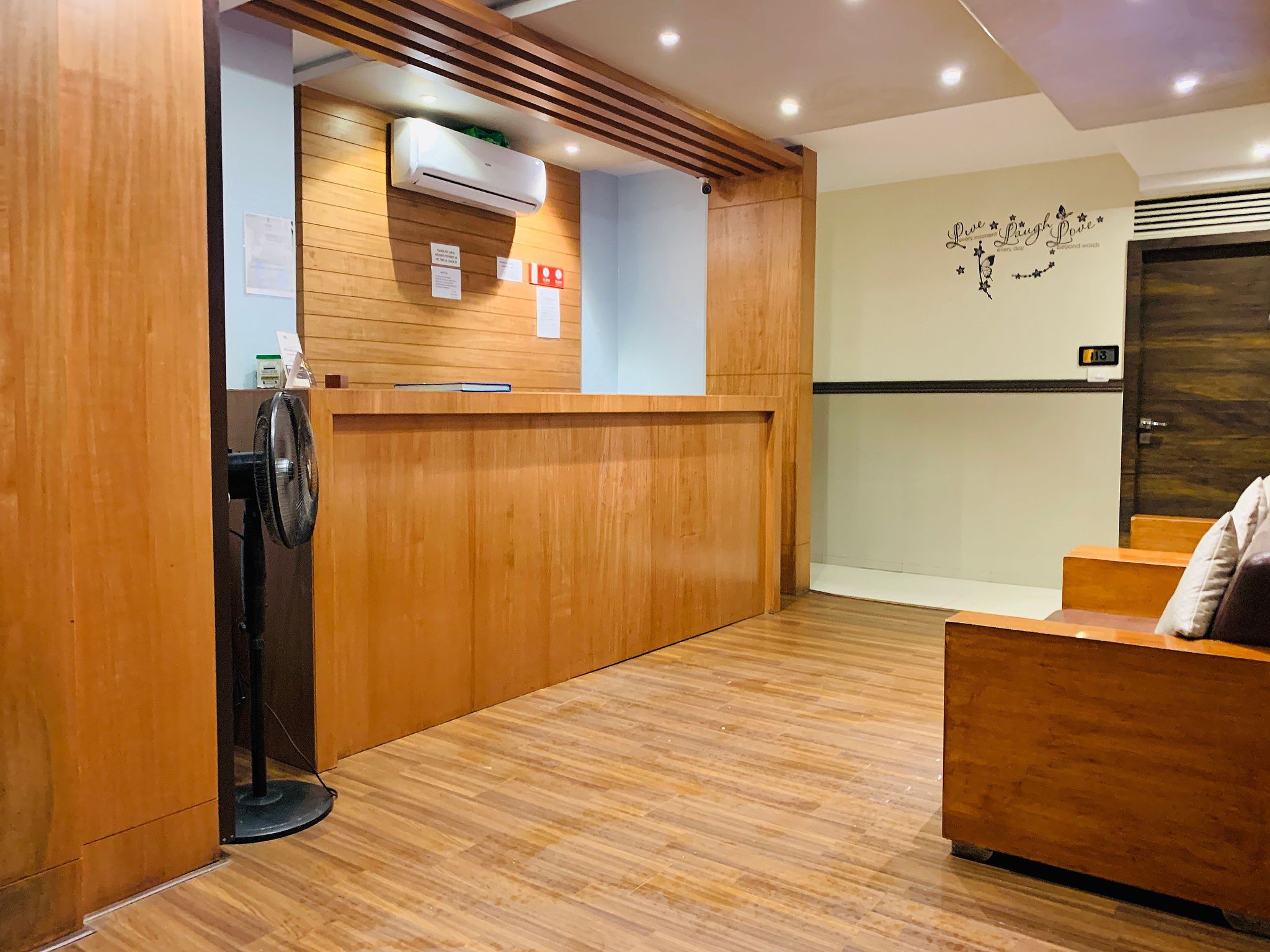 FabHotel Adlon International