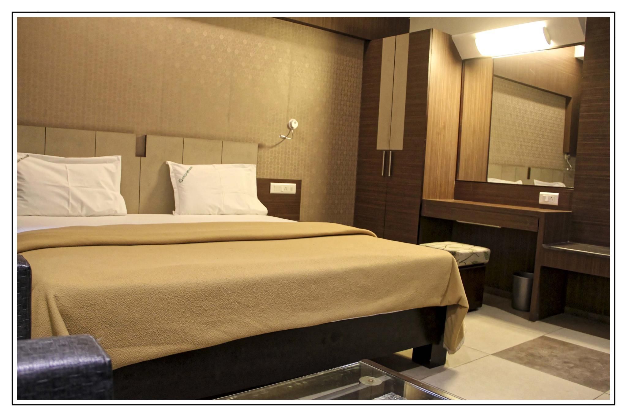 Double Room Air Conditioning