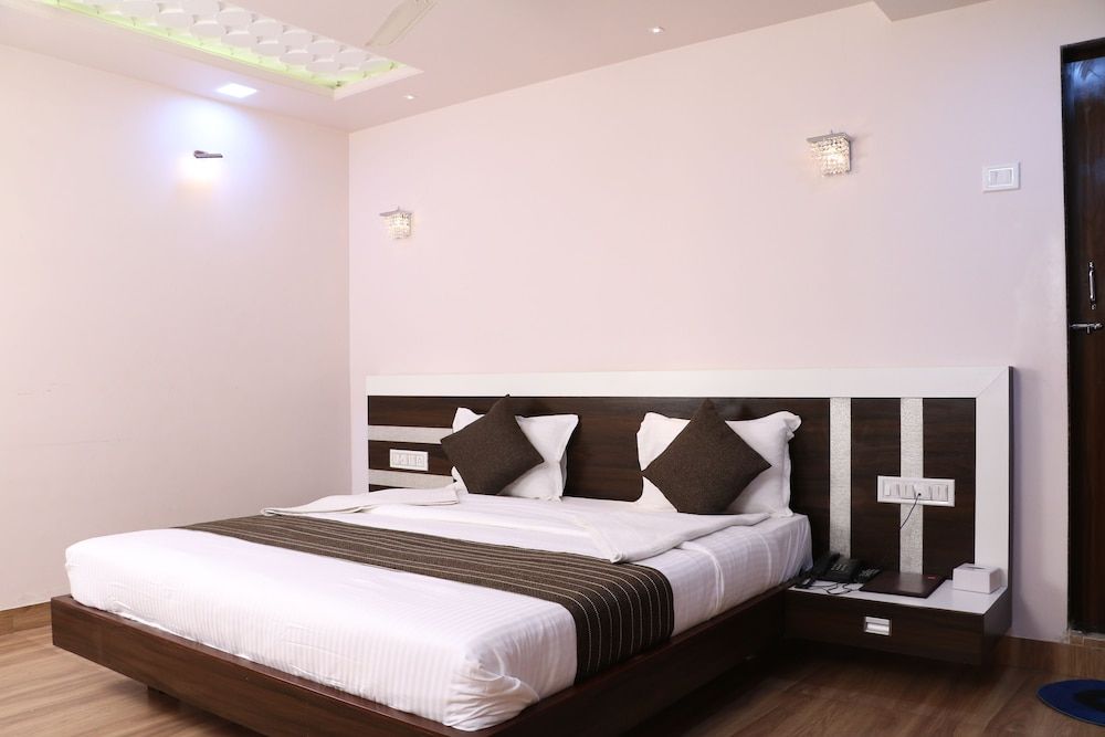 undefined Hotel Regency Vasai 4
