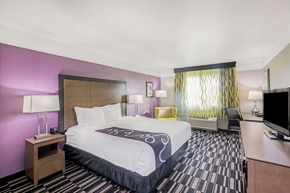 Studio Suite, 1 King Bed, Non Smoking