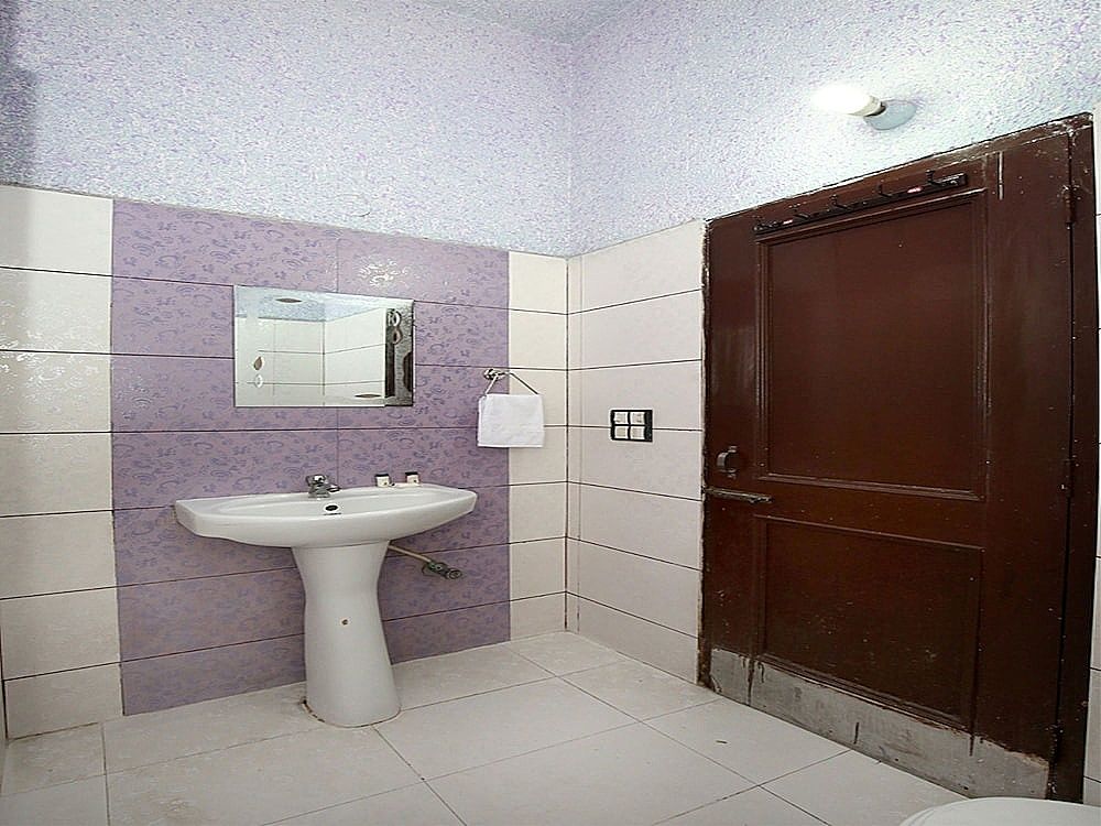 OYO 9808 Hotel Prem Sagar Double or Twin Room 16