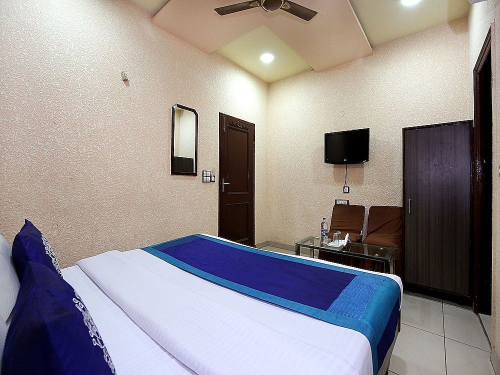 OYO 9808 Hotel Prem Sagar Double or Twin Room 8