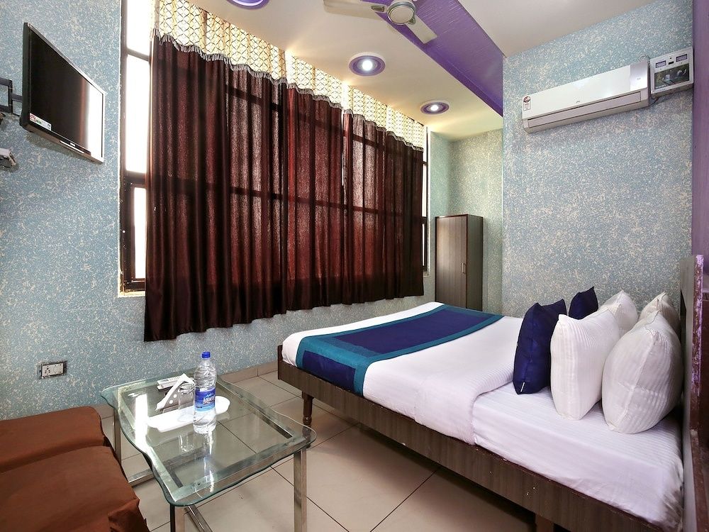 OYO 9808 Hotel Prem Sagar Double or Twin Room 6