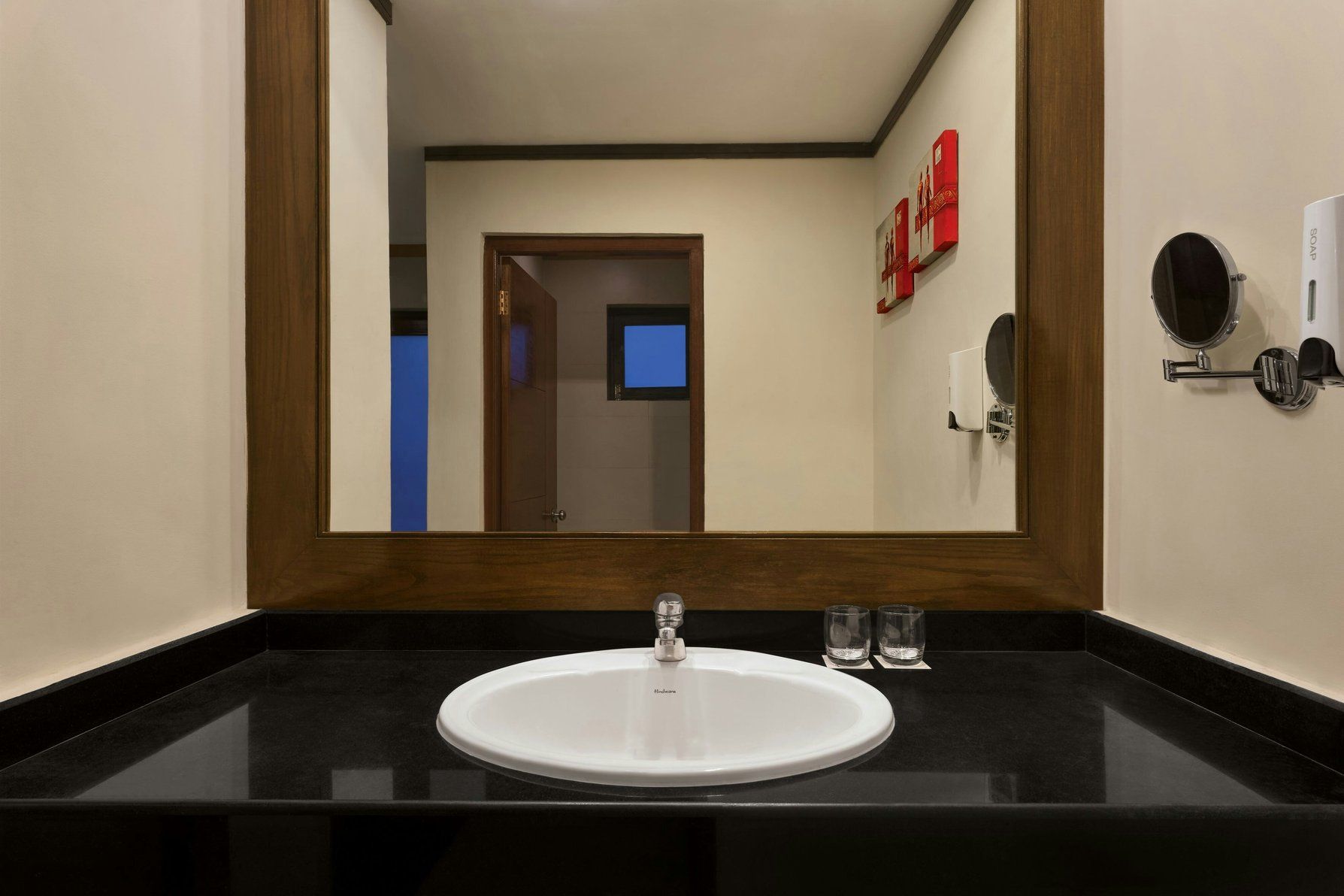 Hazel Suite Bathroom - Vanity - Mirror