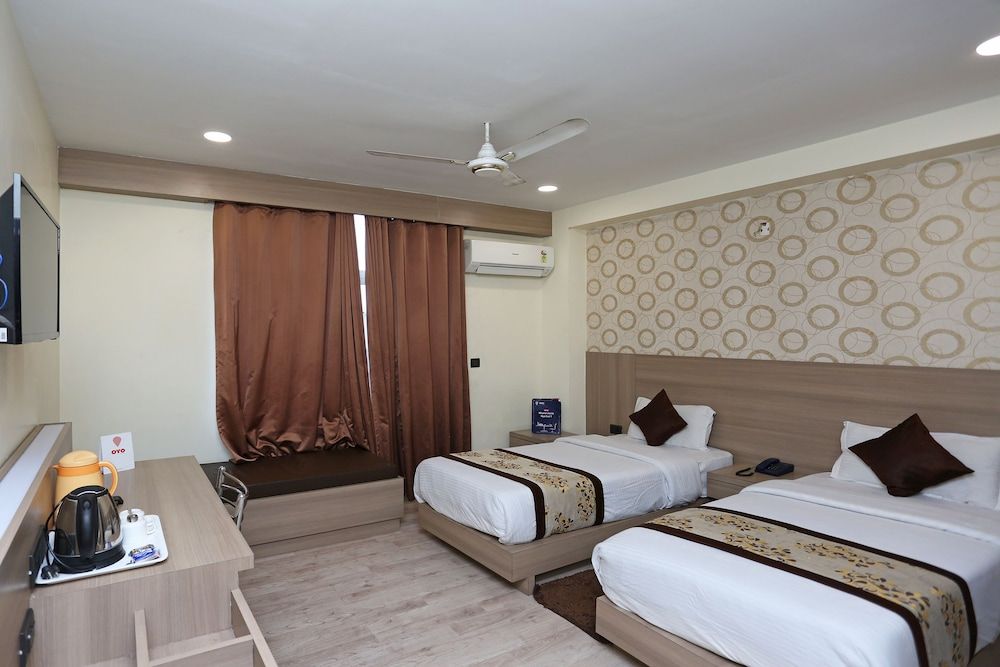 undefined OYO 5663 GS Inn