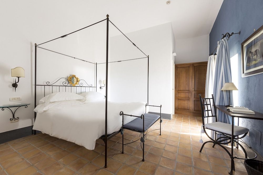 Deluxe Room (Guest House)