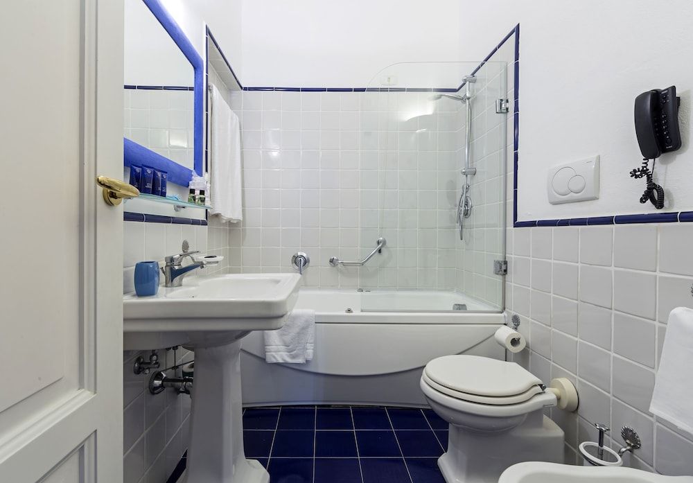 Relais Regina Giovanna Classic Room (Guest House) 7