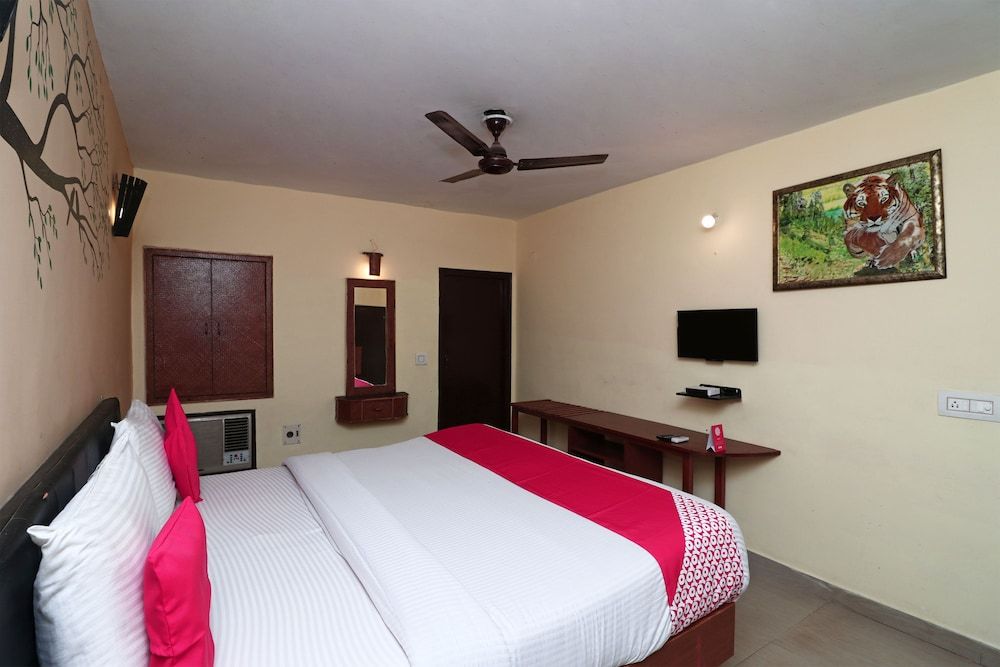 OYO 9445 Bagheera Jungle Retreat Standard Double or Twin Room, 1 Twin Bed, Non Smoking 10