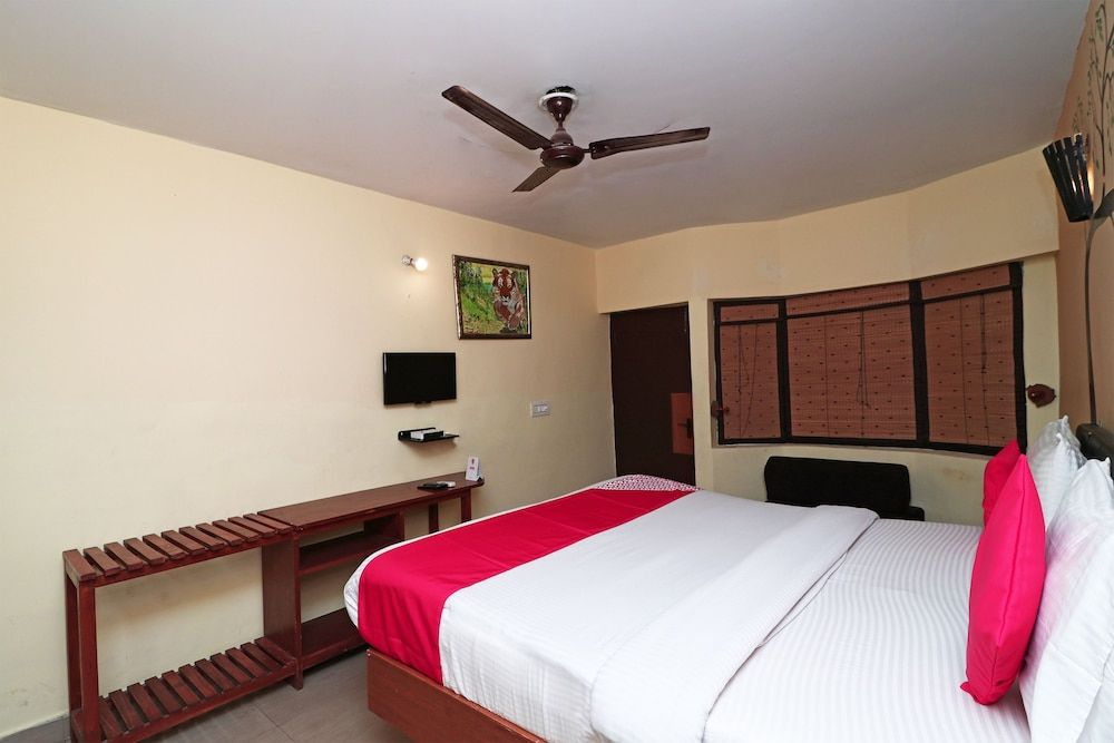 OYO 9445 Bagheera Jungle Retreat Standard Double or Twin Room, 1 Twin Bed, Non Smoking 14