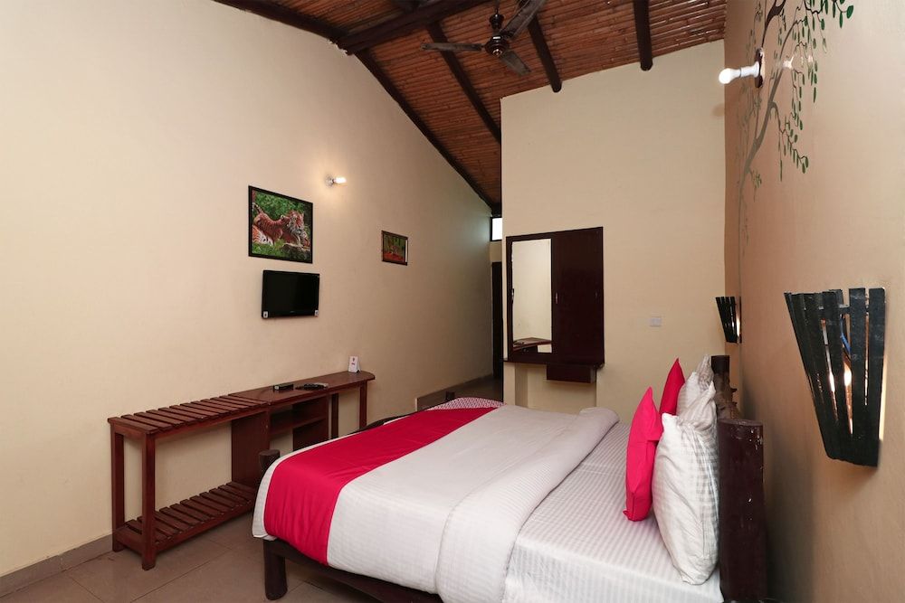 OYO 9445 Bagheera Jungle Retreat Standard Double or Twin Room, 1 Twin Bed, Non Smoking 8