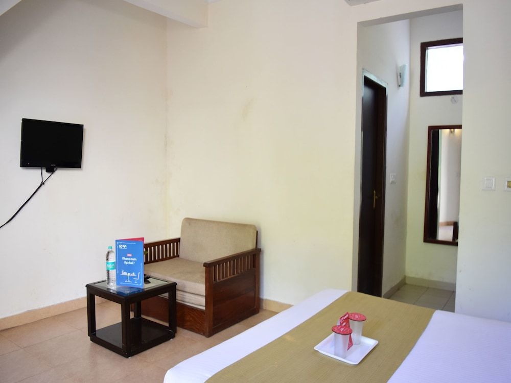 OYO 3069 Garjiya Standard Double or Twin Room 7