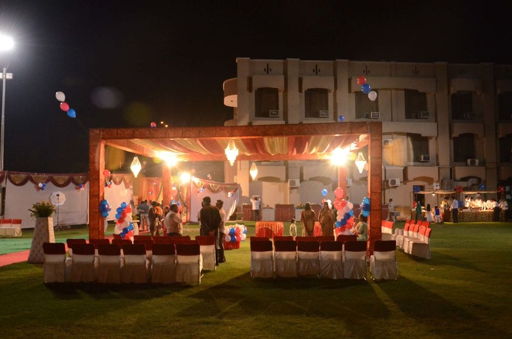 undefined JK Rooms 130 Hotel Paras 5