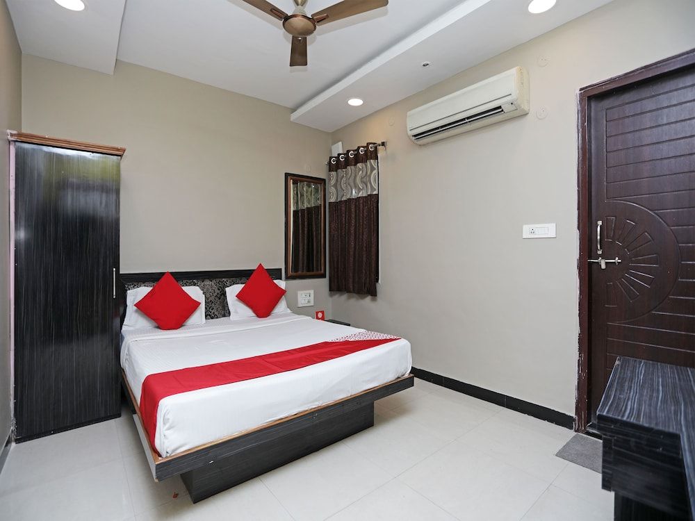 OYO 13392 Hotel Neeraj Double or Twin Room 17