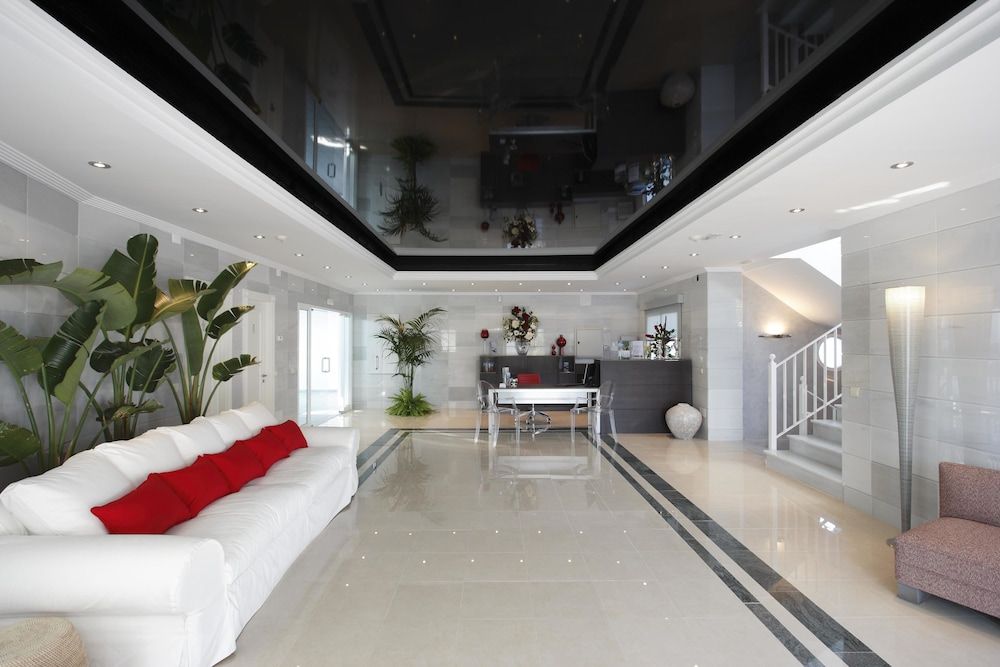 Check-in Check-out Kiosk