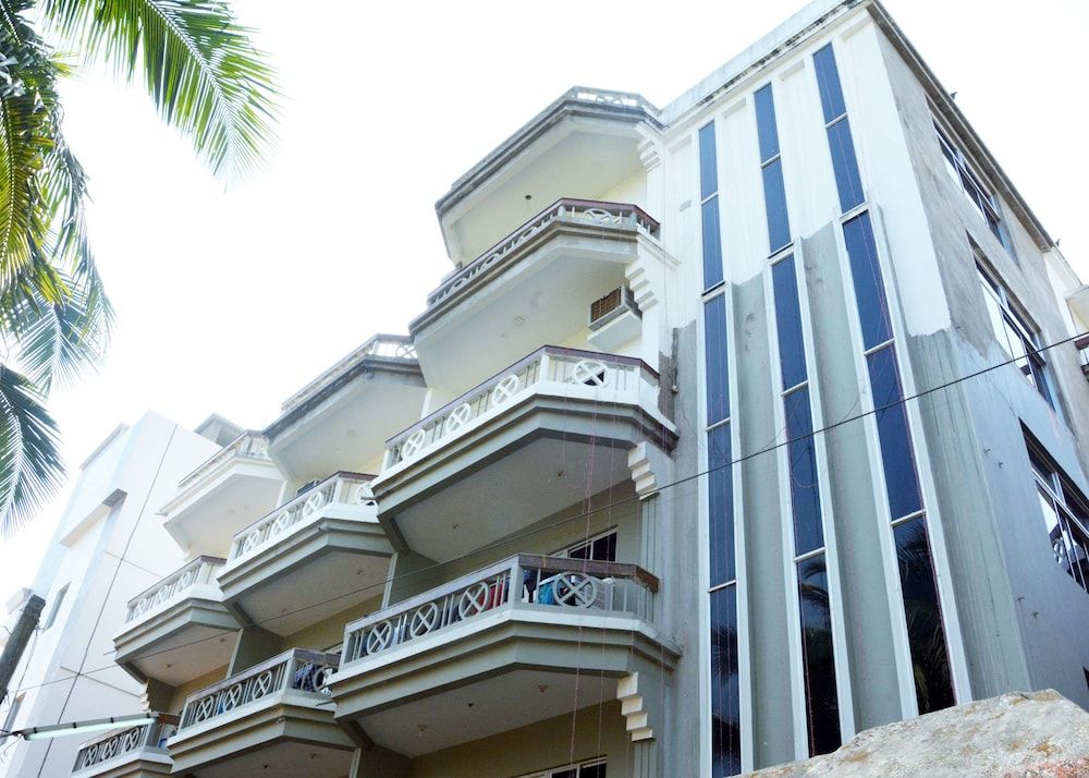 undefined Hotel City Plaza