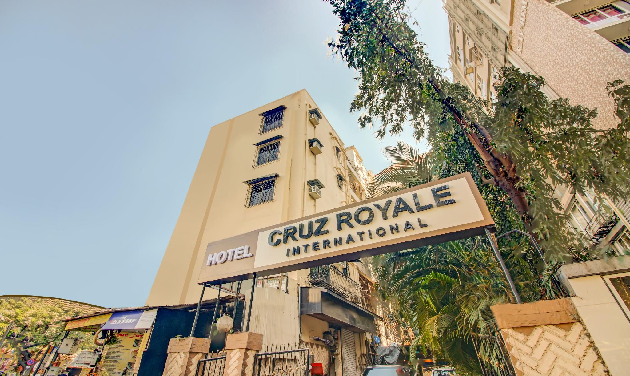 Itsy Hotels Cruz Royale Santacruz West 4